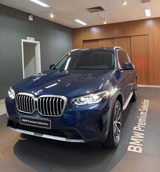 BMW xDrive 30e X-Line